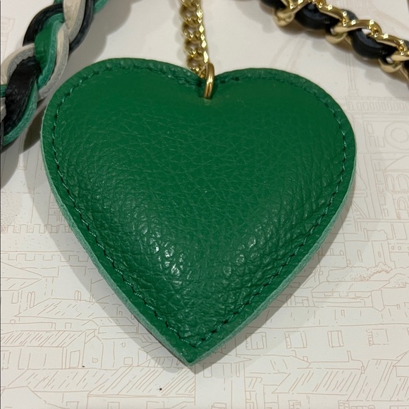 La Via | Italian Leather Heart Bag Charm 💚 - Picture 3 of 11